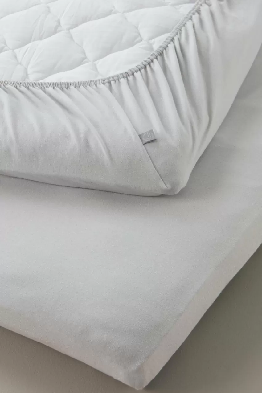 Dra-På-Lakan*Jotex CILLA Dra-på-lakan Ljusgrå