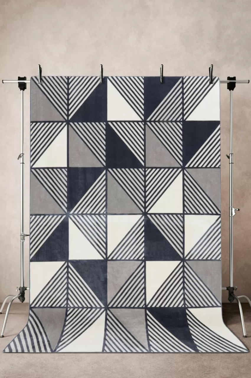 Återvunna Mattor | Viskosmattor*Jotex EGNO Viskosmatta 200x300 Cm Creme/mörkgrå