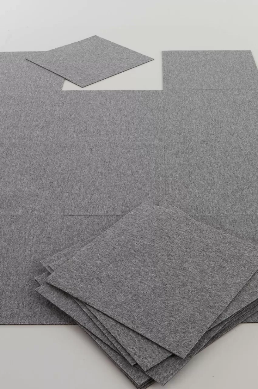 Trappstegsmattor | Dörrmattor*Jotex SIERRA TILE Textilplatta Heltäckningsmatta 20-pack Ljusgrå